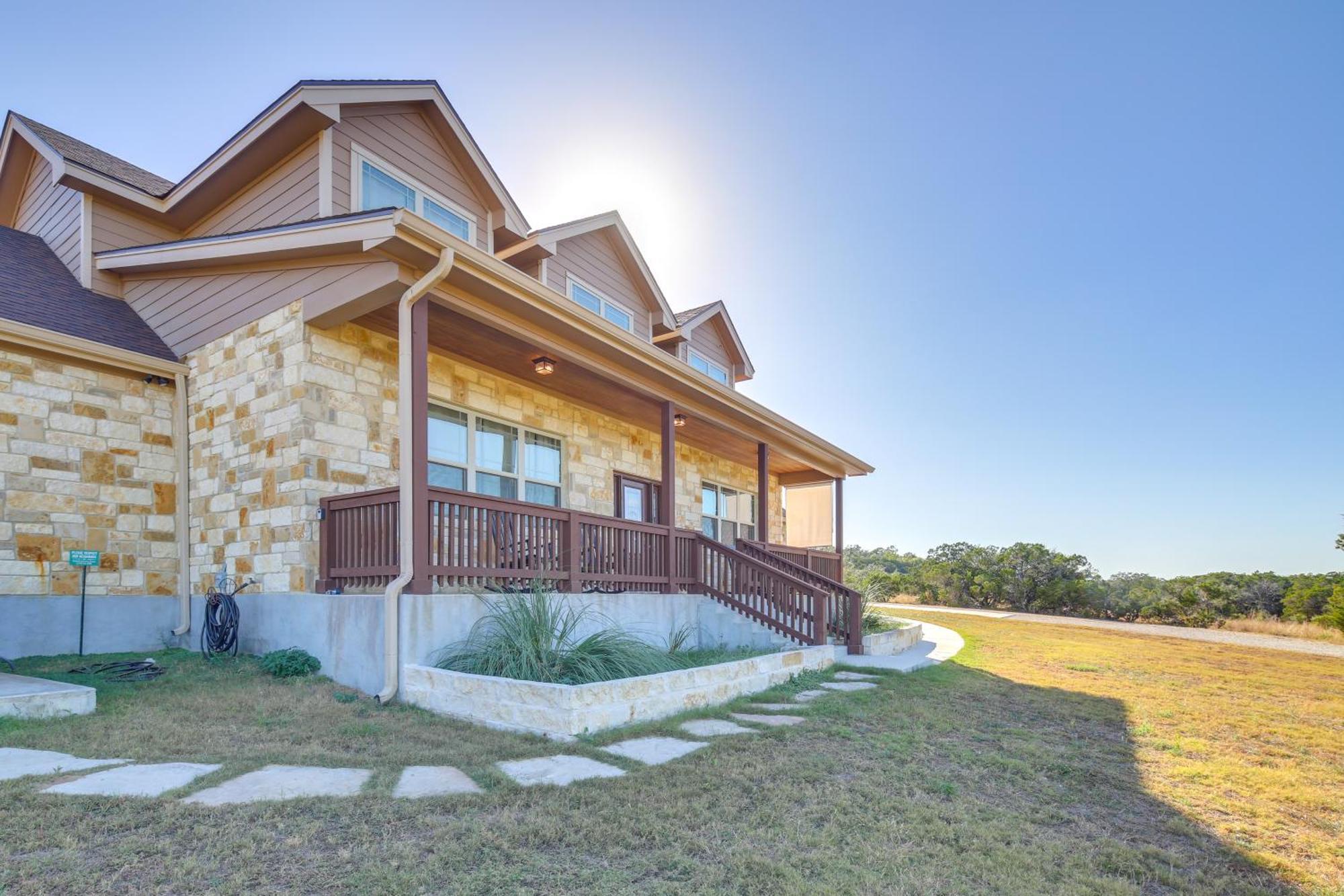 Scenic Views, Hot Tub Texas Hill Country Getaway! Villa Fischer Exterior photo