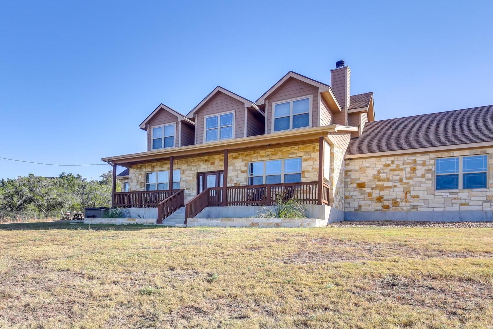 Scenic Views, Hot Tub Texas Hill Country Getaway! Villa Fischer Exterior photo